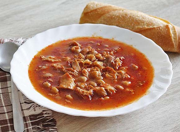 Callos con garbanzos