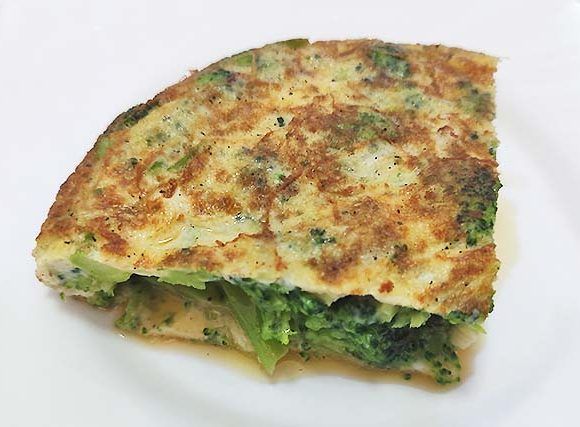 Porción de tortilla de brócoli